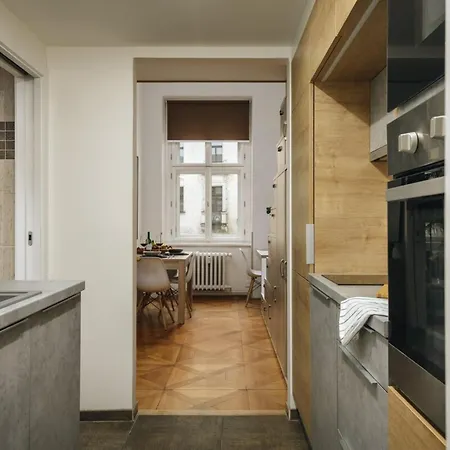 Cozy & Comfortable Walking Anywhere Want Sen Lägenhet